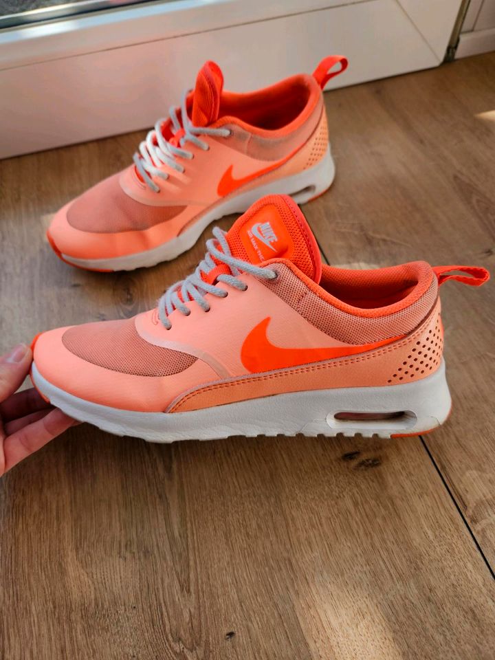 Nike Air Max Thea Gr. 38,5 US 7.5 in Hennef (Sieg)