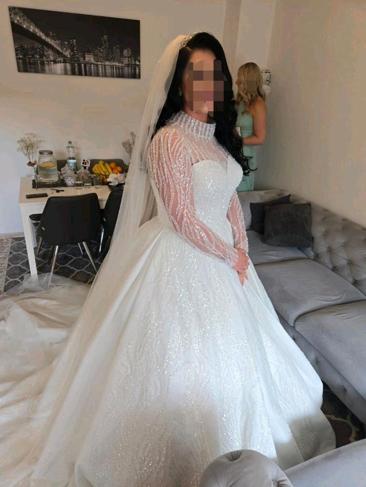 La Fee Brautkleid Prinzessinnenkleid Glitzer 3m Schleier Krone in Mülheim (Ruhr)