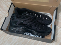Nike Air Max Plus (TNs) Schwarz, Gr. 36-46 verfügbar! Nordrhein-Westfalen - Olpe Vorschau