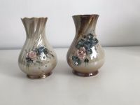 zwei kleine Vintage Vasen mit Blumenmuster im Set Nordrhein-Westfalen - Oerlinghausen Vorschau