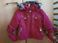 Niedliche Steiff Winterjacke mit Handschuhen Gr. 80 Sachsen - Riesa Vorschau