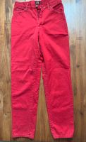 Jeans Vintage 90er Jahre Lee, rot, size 31/32 München - Schwabing-West Vorschau