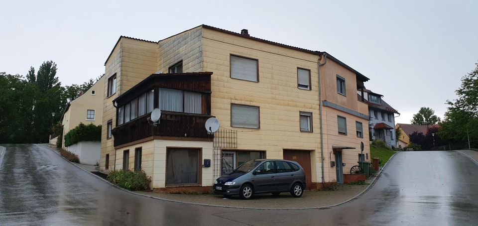 Mehrfamilienhaus, nicht schön, aber preislich attraktiv !! in Heidenheim Mittelfr