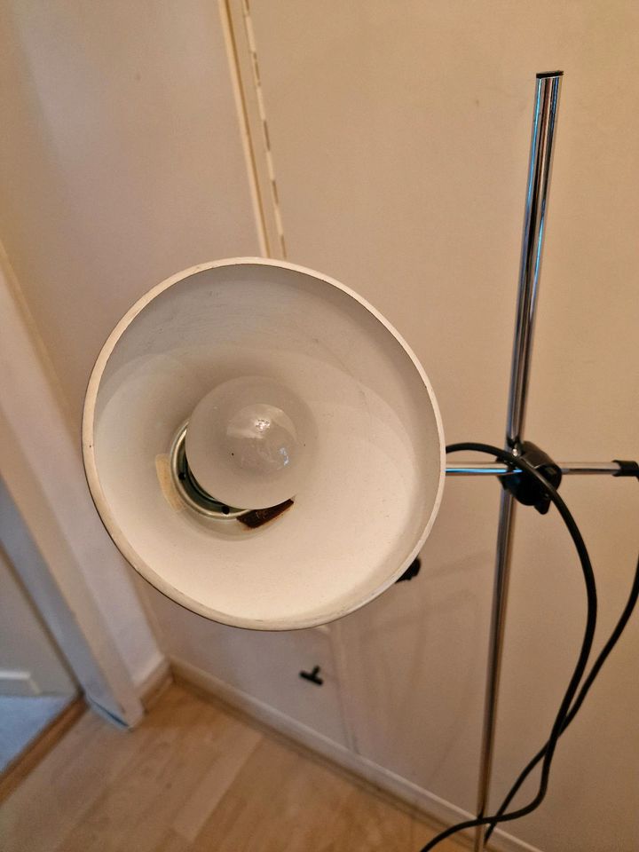 60er Jahre Minimalistische Vintage Stehlampe von Hustadt-Leuchten in Celle