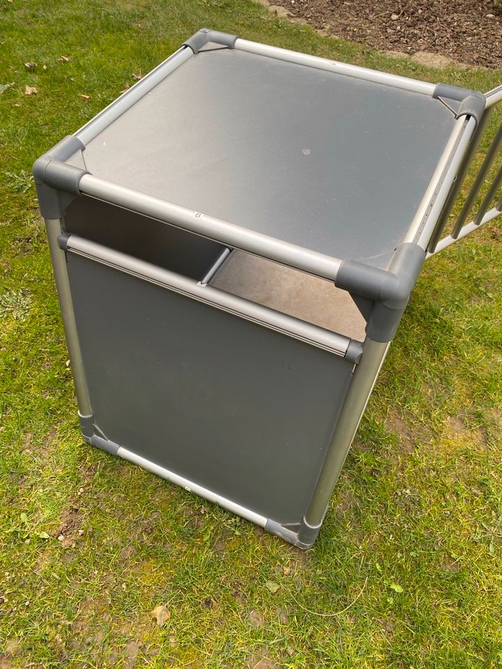 Trixie Hundebox Größe M, Trixie Transportbox Aluminium graphit in Vohenstrauß