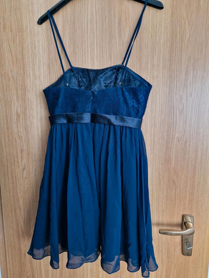 Laona Damenkleid 38 in Höchstadt