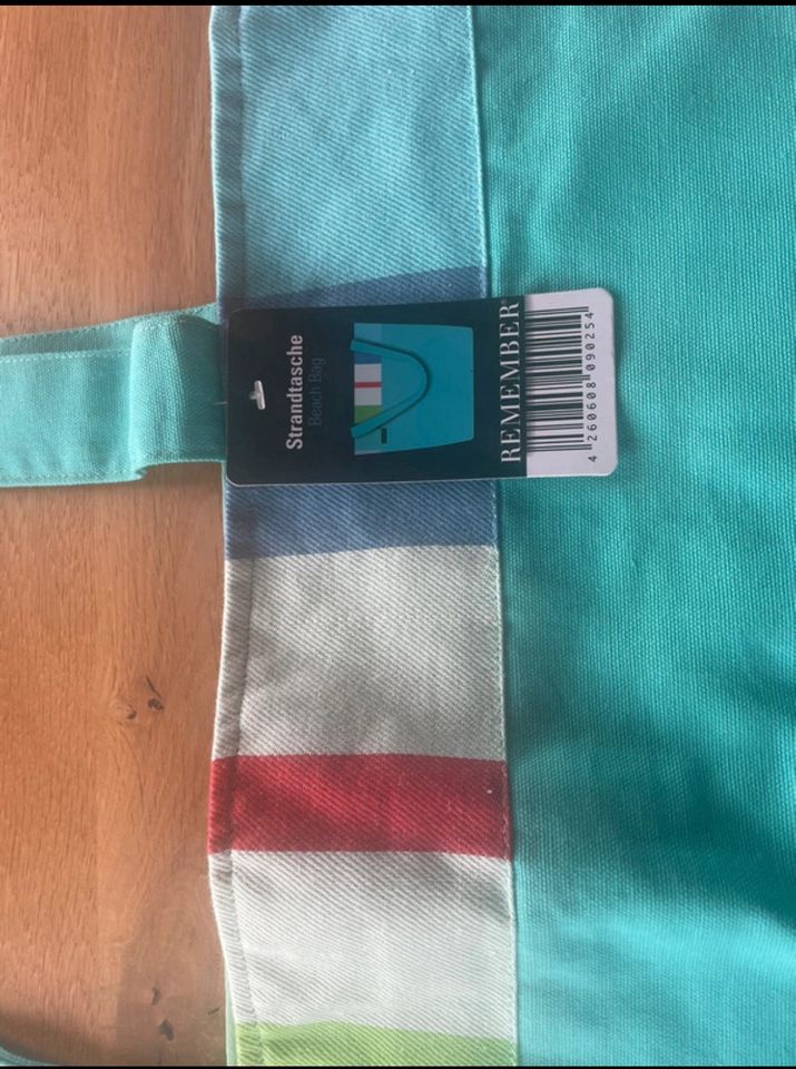 Türkisfarbene Strandtasche von Remember - Neu mit Etikett in Kitzingen