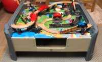 Schöner Hape Eisenbahn Spieltisch mit extra Zubehör Bochum - Bochum-Ost Vorschau