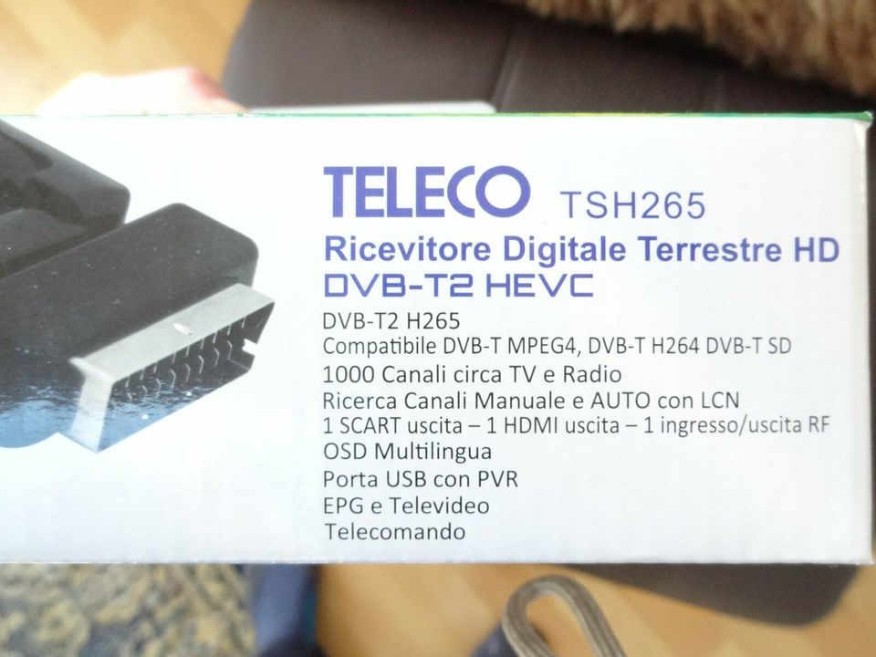 Terrestrischer Minireceiver DVB-T2 HEVC-neuwertig in Langenargen