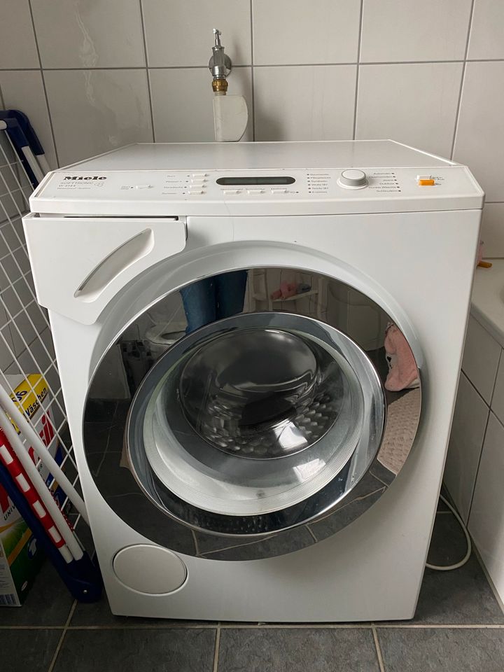 Miele Waschmaschine Softronic W 4144 in Dortmund