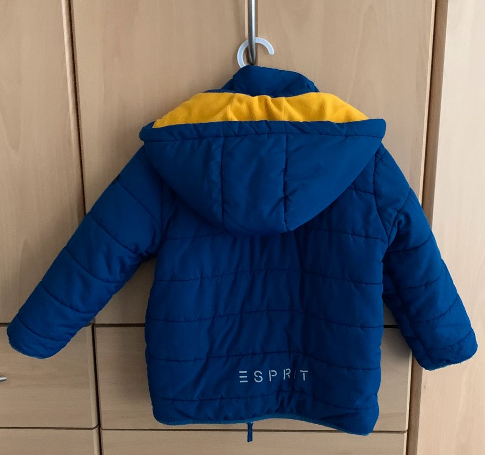 Winterjacke Gr. 92/98 in Berlin