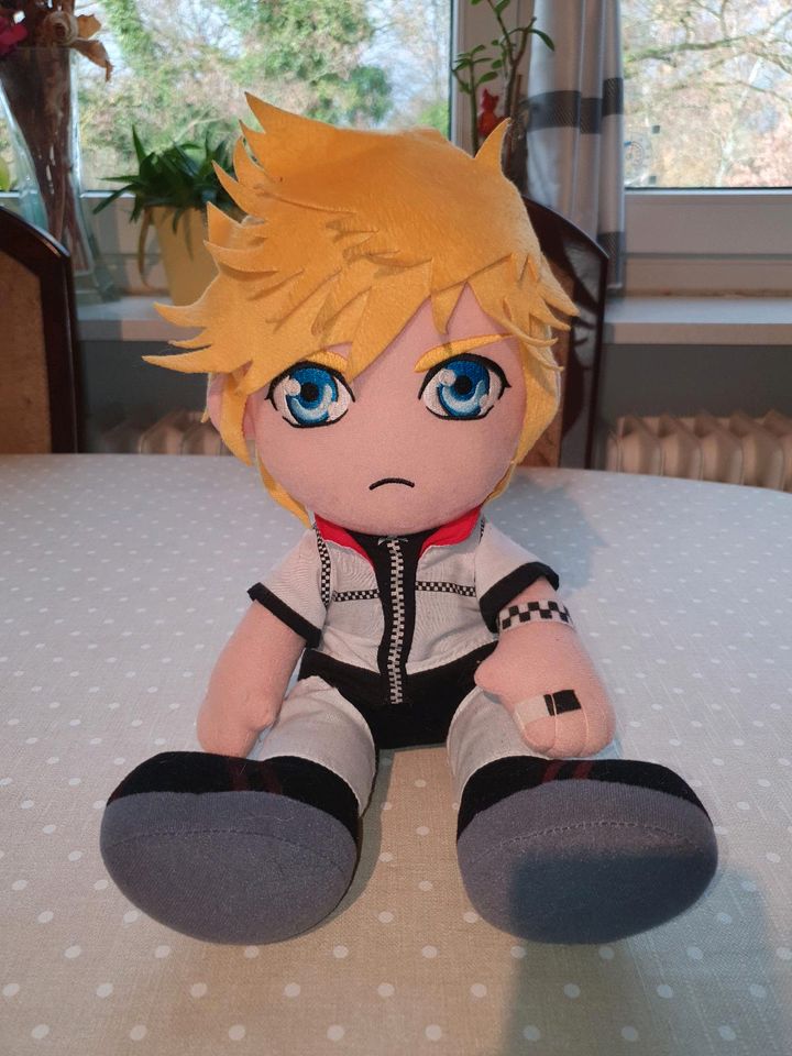 Anime manga kingdom hearts roxas Spiel figur plüsch kuscheltier in Wohltorf