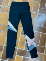 Schwarze Sport Yoga Hose Tights Leggins Fitness H&M rosa Muster Nordrhein-Westfalen - Hamm Vorschau