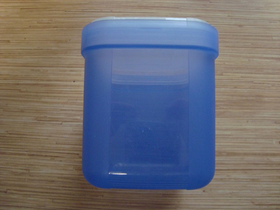 TUPPERWARE - Swing Box - 1 Liter - Aufbewahrung Vorrat BLAU in Neuenstadt