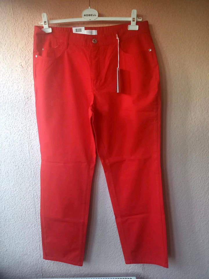 MAC Hose Stella 46/32 rot in Oschersleben (Bode)