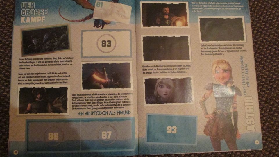 Dreamworks Dragons Die Chroniken Stickeralbum Panini in Horneburg