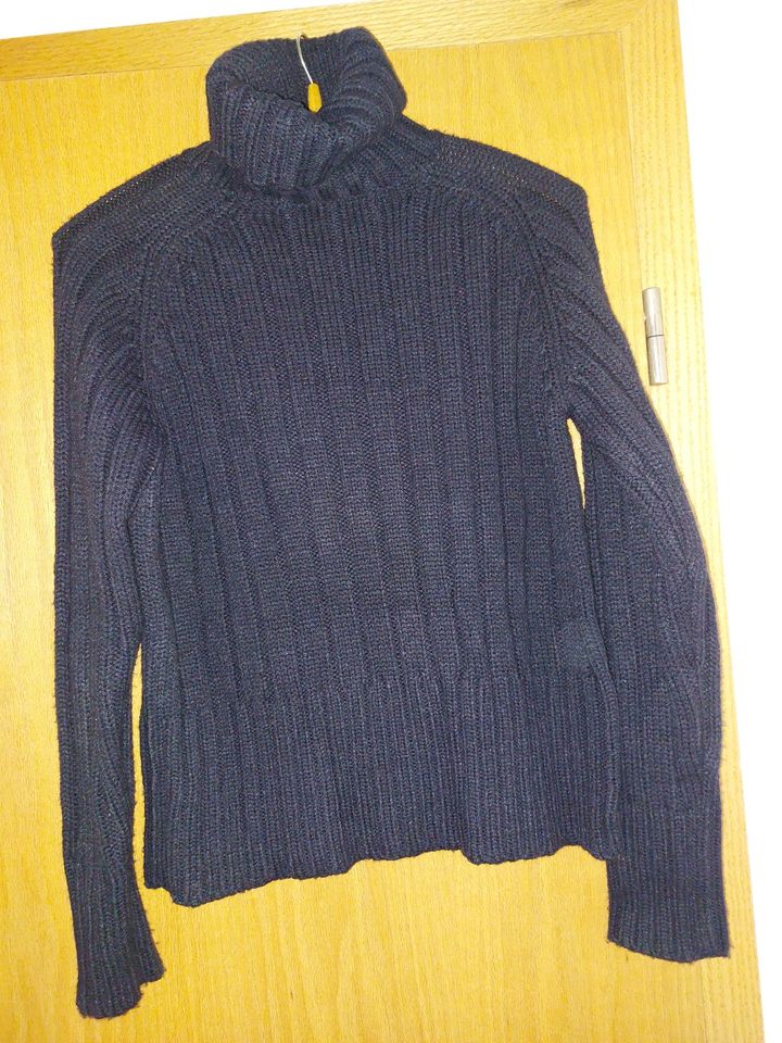 sportlicher ZARA Rollkragen - Pullover * Gr. L * marine - blau in Dresden