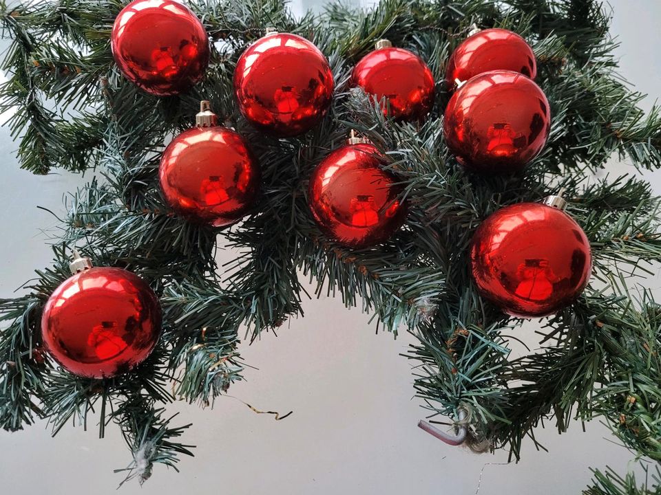 9 rote Weihnachtsbaumkugeln,Baumschmuck Weihnachten in Hude (Oldenburg)