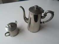 Historische Tee-/Kaffeekannen, Tablett und Zuckerdose (WMF, 30er) Stuttgart - Zuffenhausen Vorschau