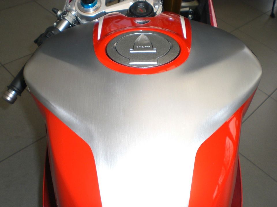 Ducati 1199 Panigale R, 2.Hand erst 4100 km in Melle