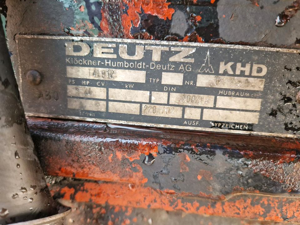 Deutz F4L912 Motor 5506 6006 6206 6507 6807 6806 7006 7206 in Bocholt