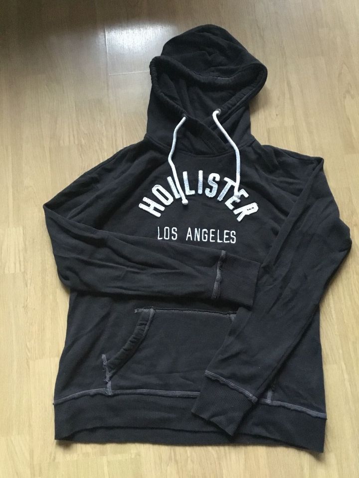 Hollister Sweatshirts Gr. S/M grau schwarz blau in Schwalmstadt