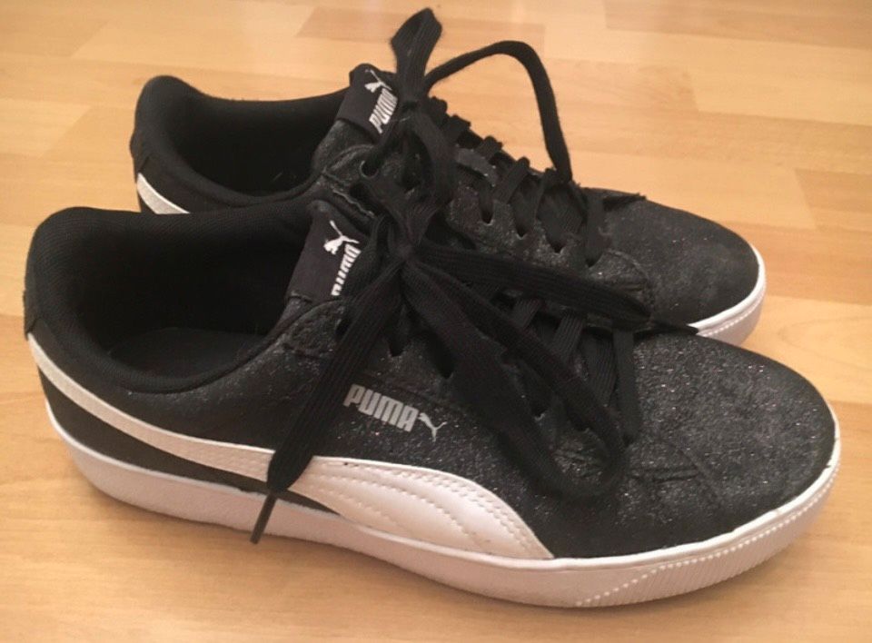 Puma Sneaker, Sportschuhe schwarz Glitzer Gr. 39 in Baden-Württemberg -  Rümmingen | eBay Kleinanzeigen ist jetzt Kleinanzeigen