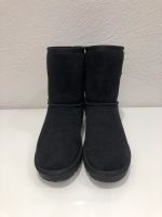 Stiefel Boots Fellboots  schwarz 36 Nordrhein-Westfalen - Leverkusen Vorschau