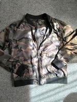 Damen Jacke Camouflage Muster Bayern - Sonnefeld Vorschau