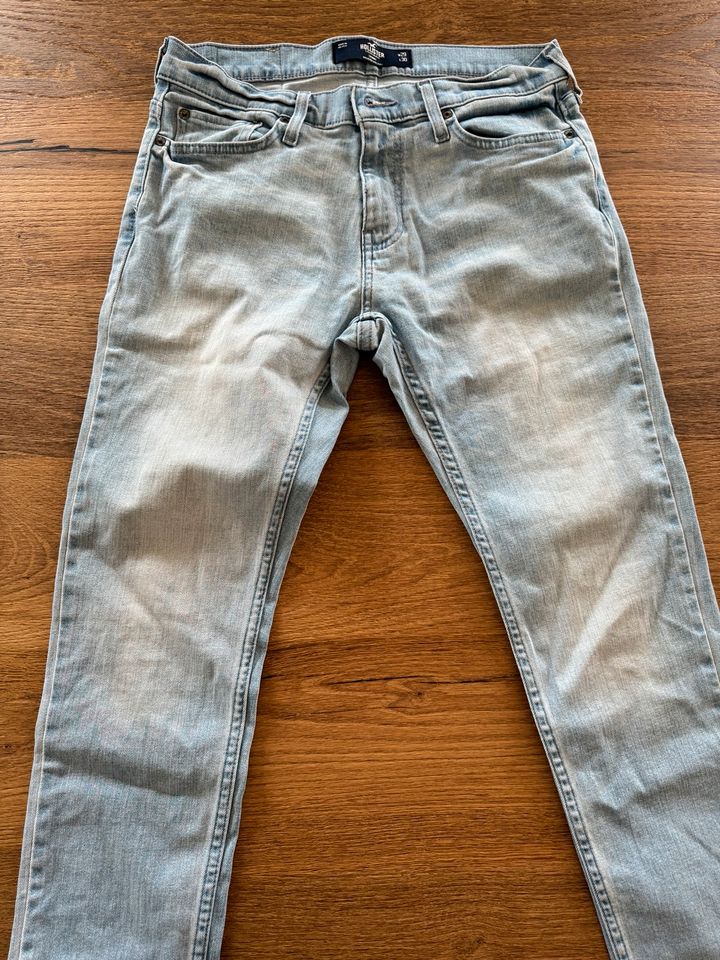 Calvin Klein Hollister Jeans W29 L30 in Esens