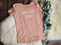 T-Shirt Shirt "Best Day Ever" Gr. 98 Next *neuwertig* Brandenburg - Cottbus Vorschau