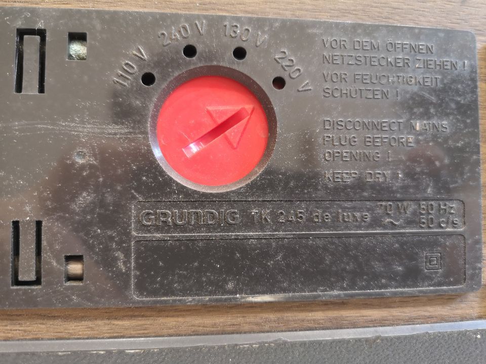 Grundig - TK245 de luxe - Tonbandgerät in Au