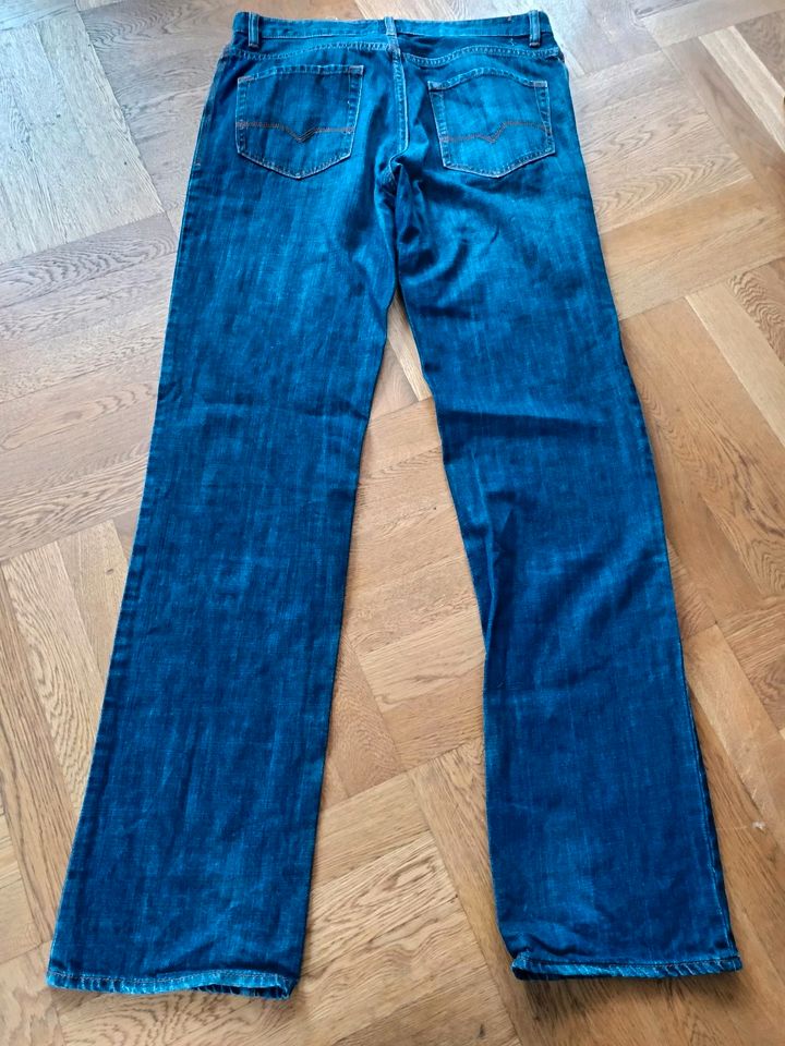 Jeans Hugo Boss, Größe 34/36 in Osthofen