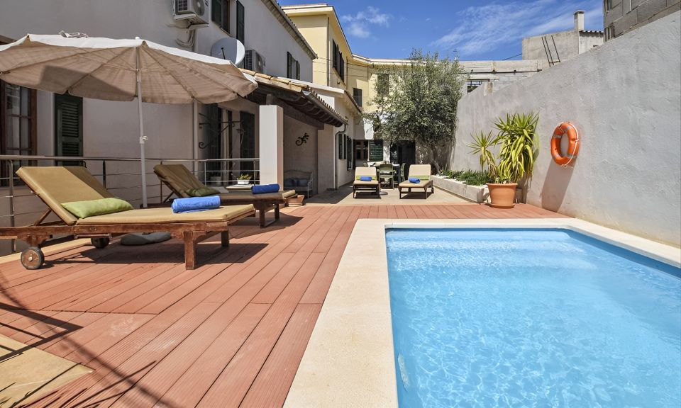 Ferienhaus Mallorca Buger Stadthaus mit Pool & Klima 6 Personen in Großbeeren