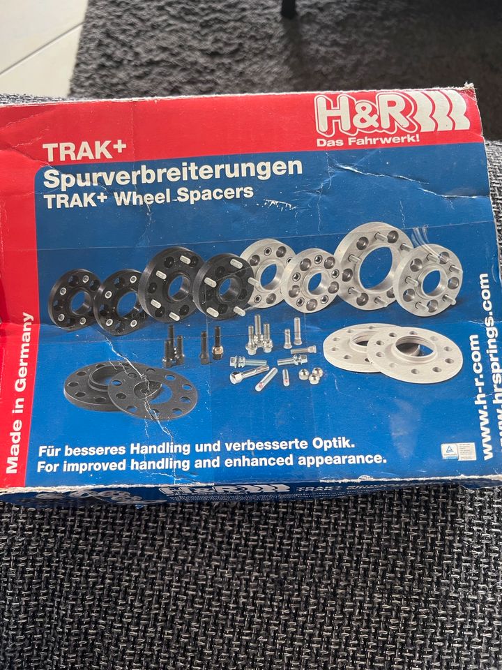 H&R Spurverbreiterungen 2x10mm in Tawern