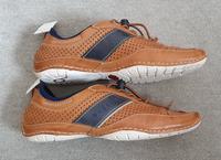 Bugatti leichte Sommer Schuhe Sneaker Leder braun Gr. 41 NEU Niedersachsen - Hildesheim Vorschau