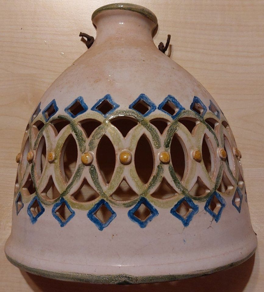 Wandleuchten aus Keramik in Straubing