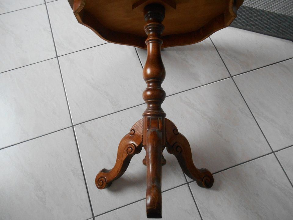 Beistelltisch  kleiner  runder Tisch Vintage   Intarsien Antik in Aschendorf Stadt Papenburg