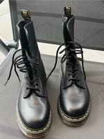 Dr. Martens 10 Loch Glattleder Schnürstiefel - neu Niedersachsen - Garrel Vorschau