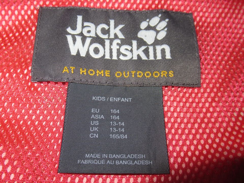 Regenjacke Jacke Jack Wolfskin Gr. 164 in Bielefeld