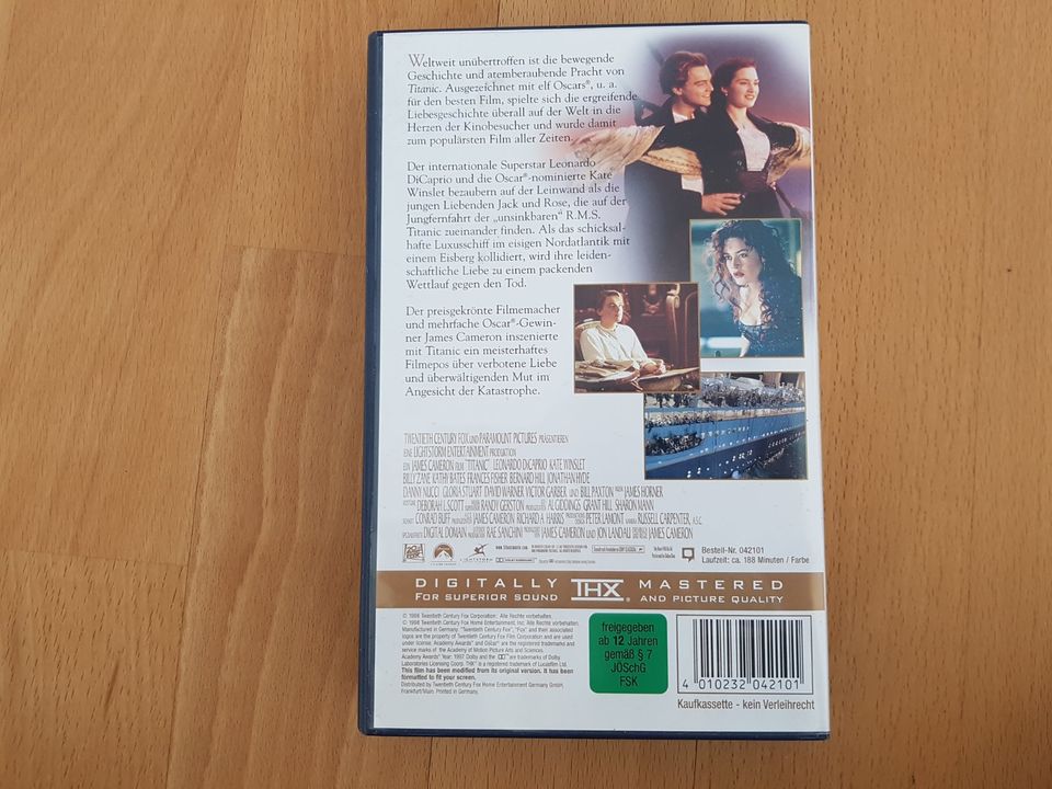 VHS Video-kassette Titanic Titanik James Cameron Schiff | Film in Stuttgart