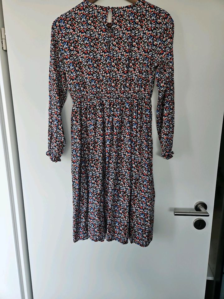 Kleid Blumenprint Kids Only in Mogendorf