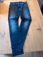 Tommy Hilfiger Jeans für Jungen in Gr. 164 Niedersachsen - Wennigsen Vorschau