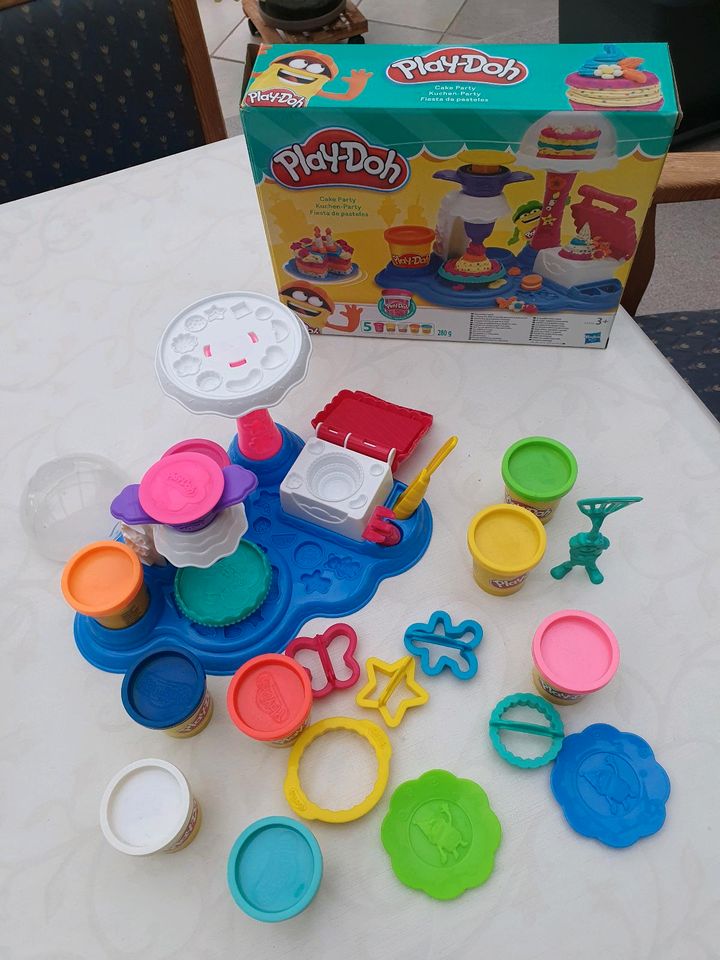 Play-Doh Kuchen-Party in Porta Westfalica