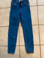 Neue Denim Jeans von Primark Größe 34 blau Nordrhein-Westfalen - Kevelaer Vorschau