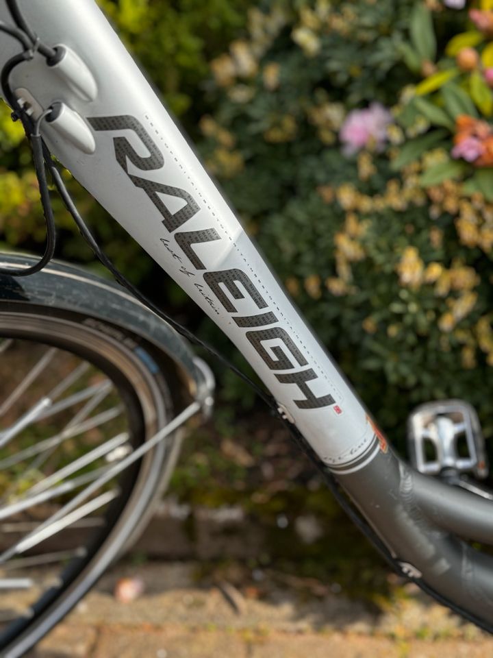 E Bike Raleigh Dover Ltd. 28“ in Neu Wulmstorf