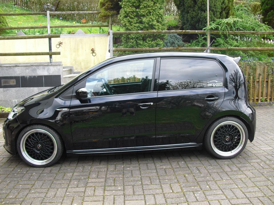 VW UP GTI Vollausstattung plus EDELTUNING in Altmannstein