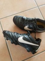 FUßBALL SCHUHE Nike Grösse 34 Stollen Niedersachsen - Wriedel Vorschau