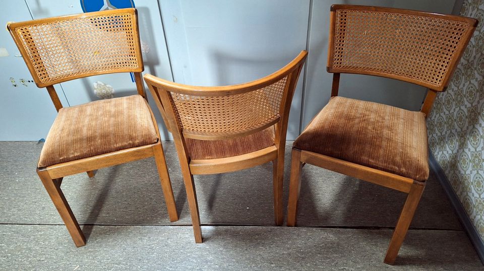 3 Stühle Stuhl sehr schön Bauhaus? Jugendstiel? Rattangeflecht? in Illingen