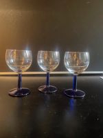 3 Weingläser mit blauen Fuß Findorff - Findorff-Bürgerweide Vorschau